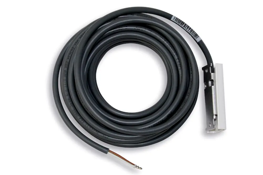 Taupunktfühler mit schwarzem Kabel und Edelstahl-Anschlussstück, hergestellt von Roth. Kabel ist aufgerollt und hat einen dünnen, freiliegenden Draht.